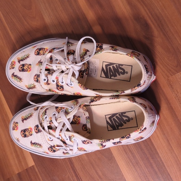 EUC Pineapple Skull Vans - Picture 4 of 6